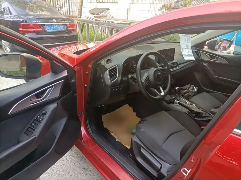 Mazda 3 Angkesela 2018 — фото 16