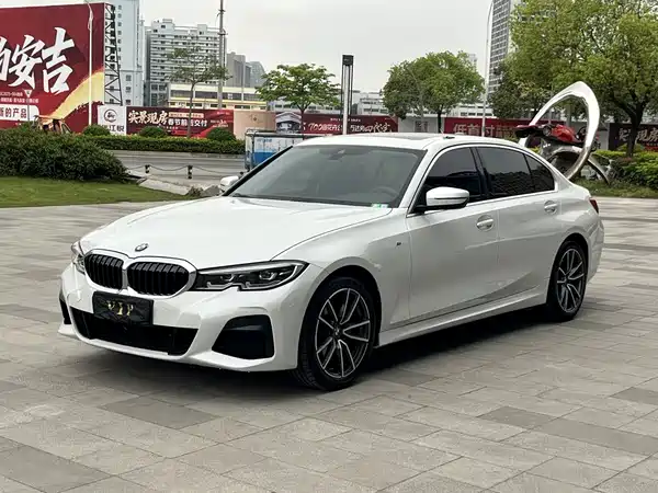 BMW 3 Series 2021