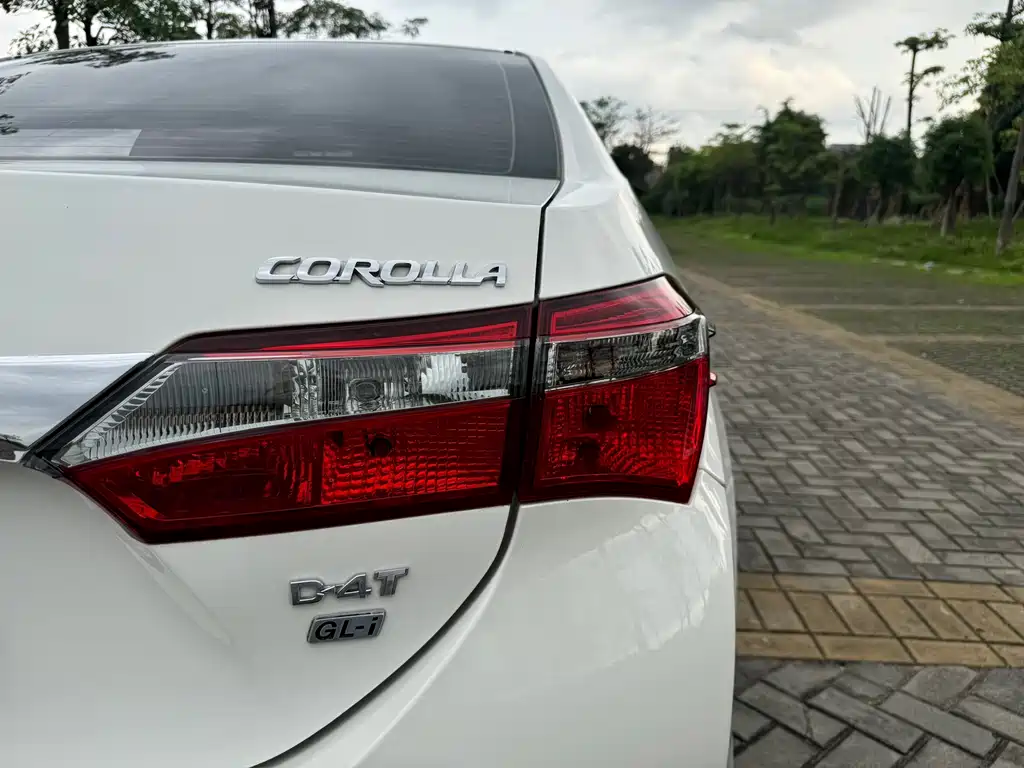 Toyota Corolla 2019 — фото 16