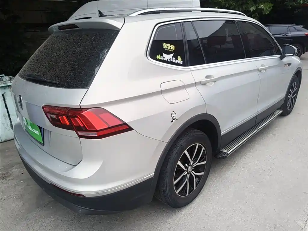 Volkswagen Tiguan L 2017 — фото 7