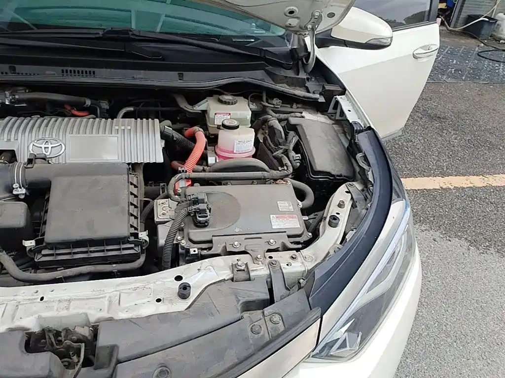 Toyota Levin Twin Engine E+ 2020 — фото 22
