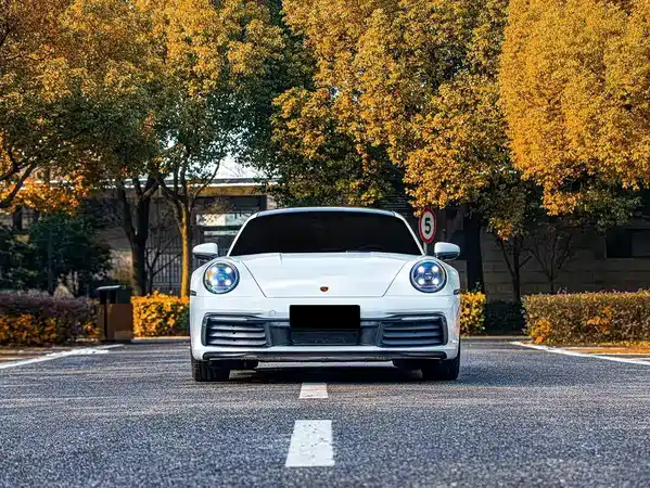 Porsche 911 2023