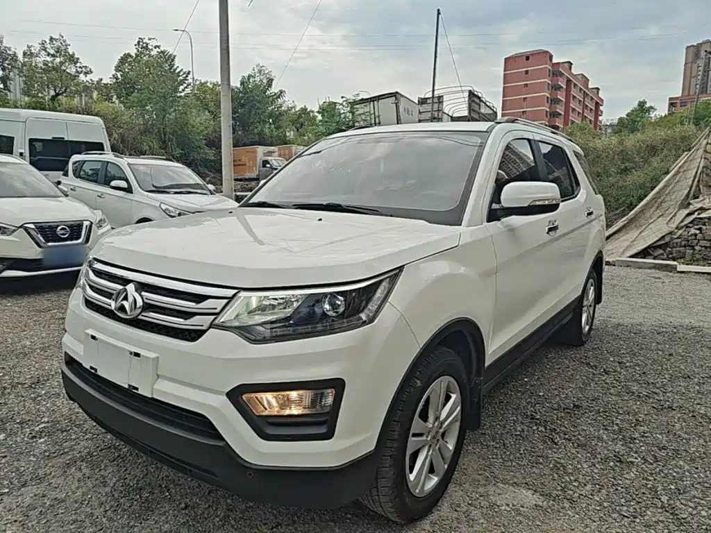 Changan Auchan CX70 2016 — фото 1