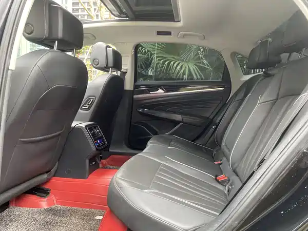 Volkswagen Passat 2024