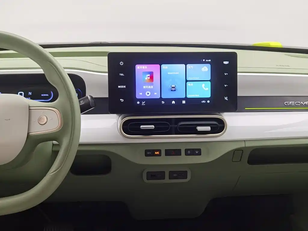 Geely Galaxy Panda 2025 — фото 12