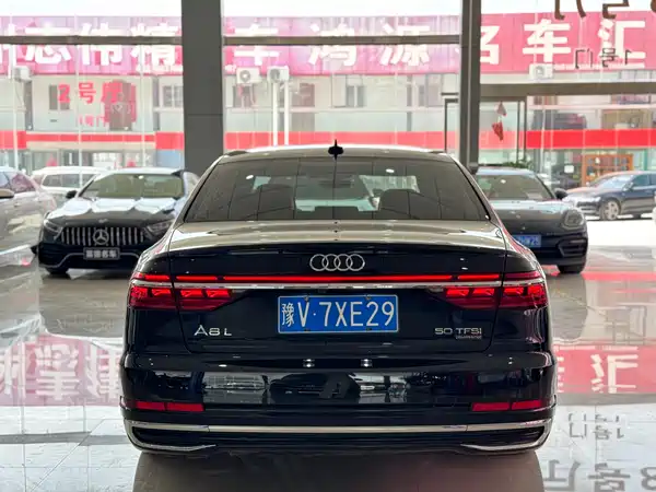 Audi A8 2023