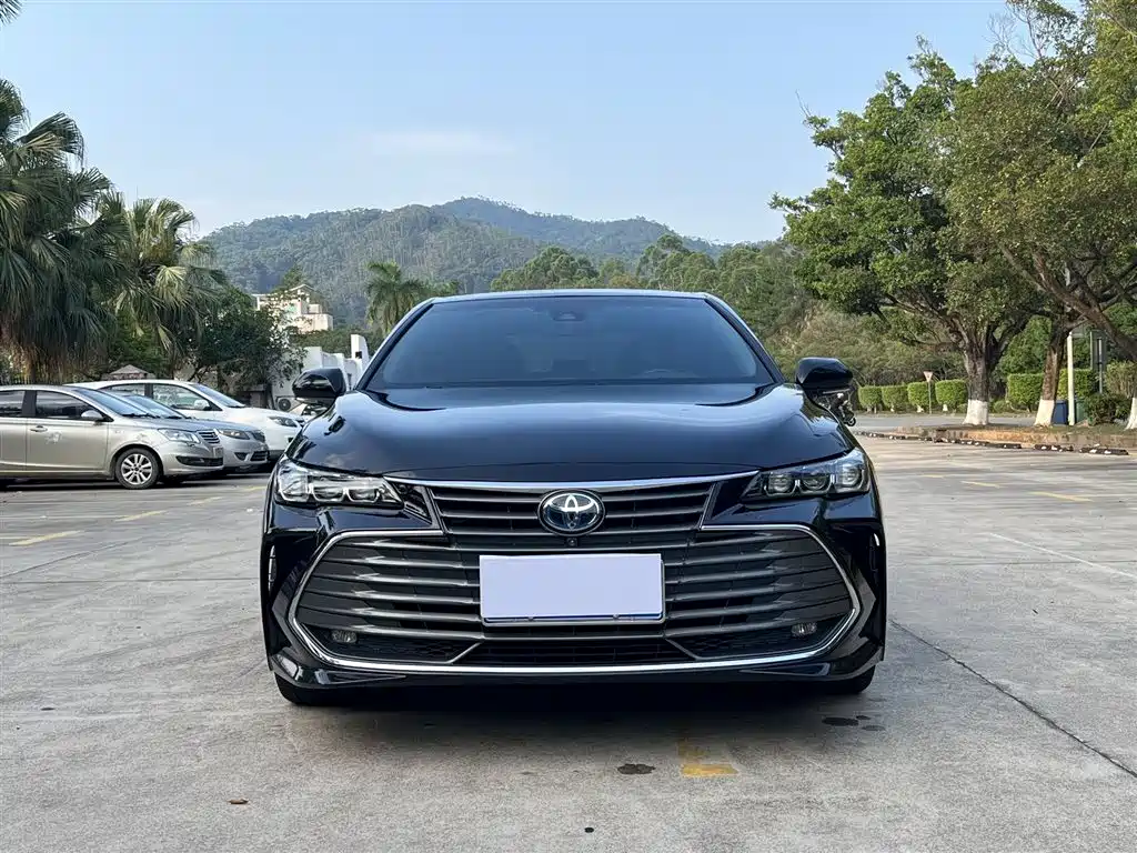 Toyota Avalon 2020 — фото 2