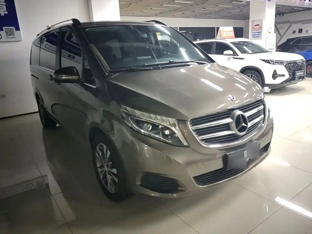 Mercedes-Benz V-Class 2018 — фото 4