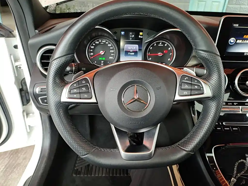 Mercedes-Benz C-Class 2017 — фото 11