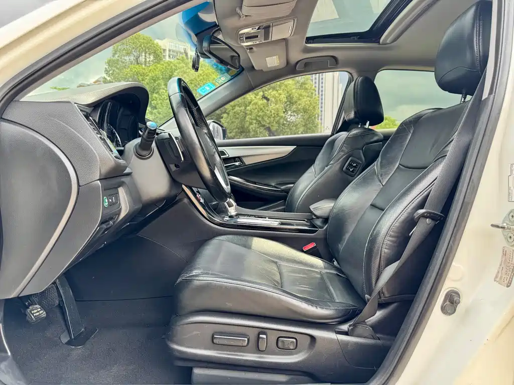Honda Spirior 2015 — фото 4
