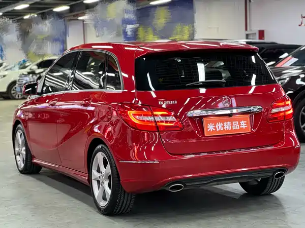 Mercedes-Benz B-Class 2012