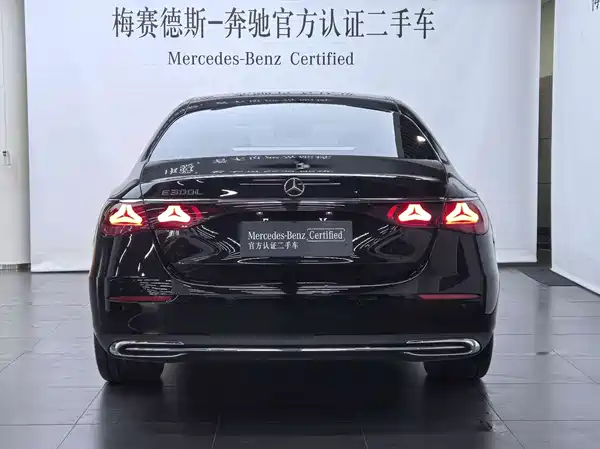 Mercedes-Benz E-Class 2025
