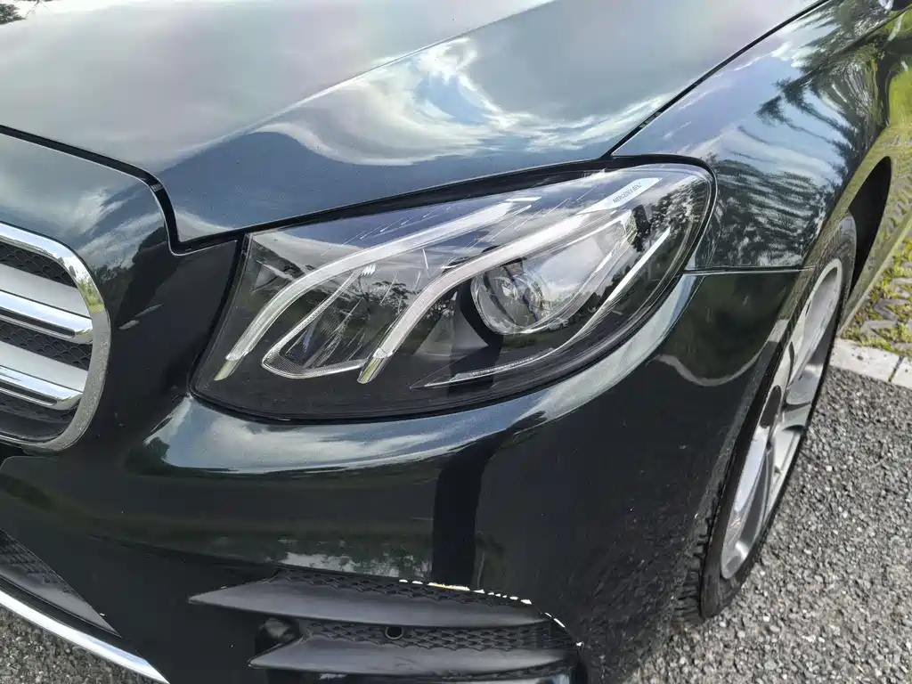 Mercedes-Benz E-Class 2019 — фото 40