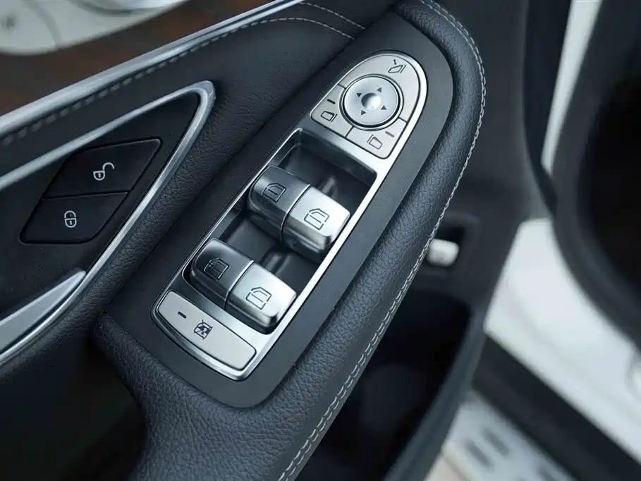 Mercedes-Benz GLC 2020 — фото 10