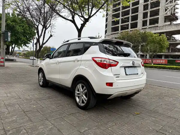 Changan CS35 2016