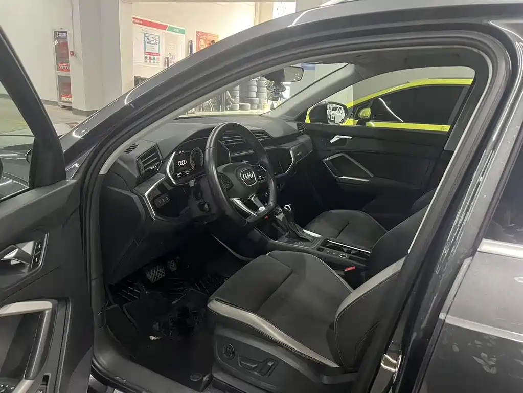 Audi Q3 2023