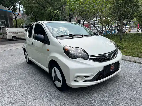 BYD F0 2016