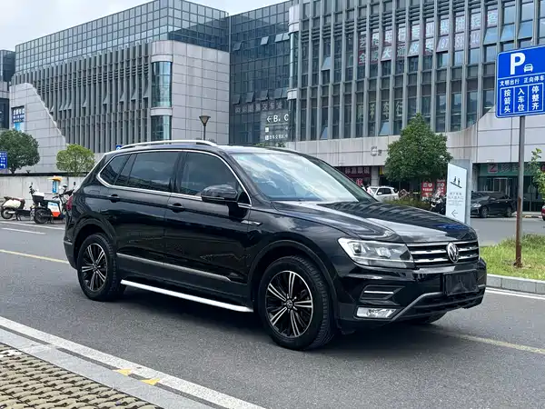 Volkswagen Tiguan L 2021