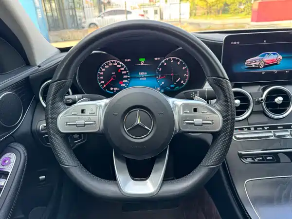 Mercedes-Benz C-Class 2021