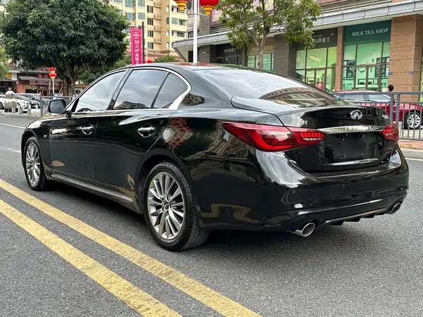 Infiniti Q50L 2018