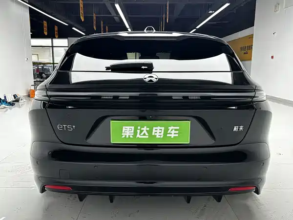 NIO ET5T 2025