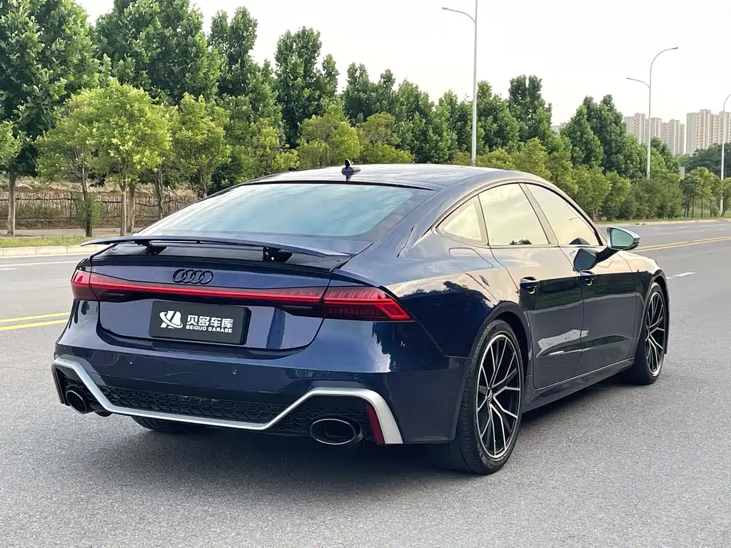 Audi A7 2021 — фото 7
