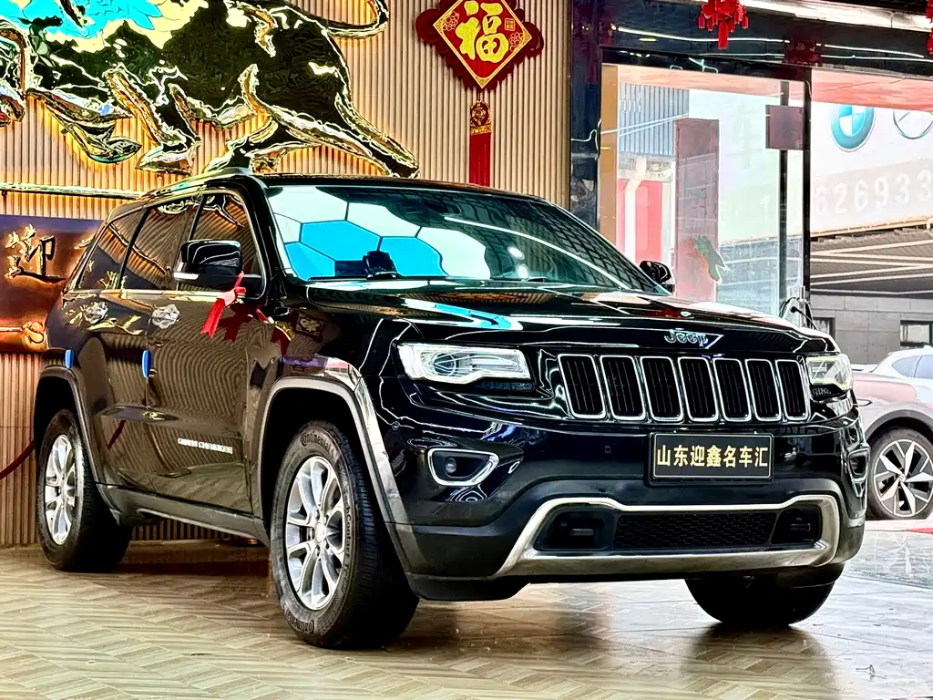 Jeep Grand Cherokee 2014 — фото 4