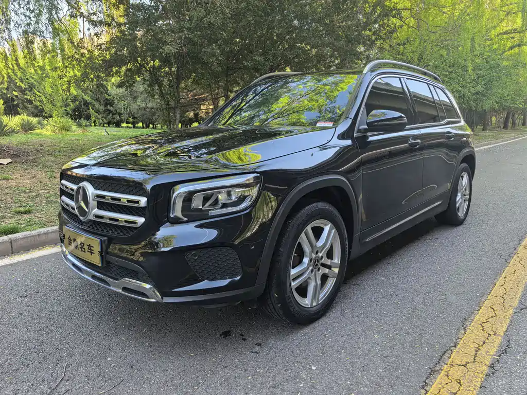 Mercedes-Benz GLB 2022