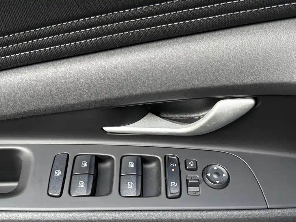 Hyundai Elantra 2026 — фото 17