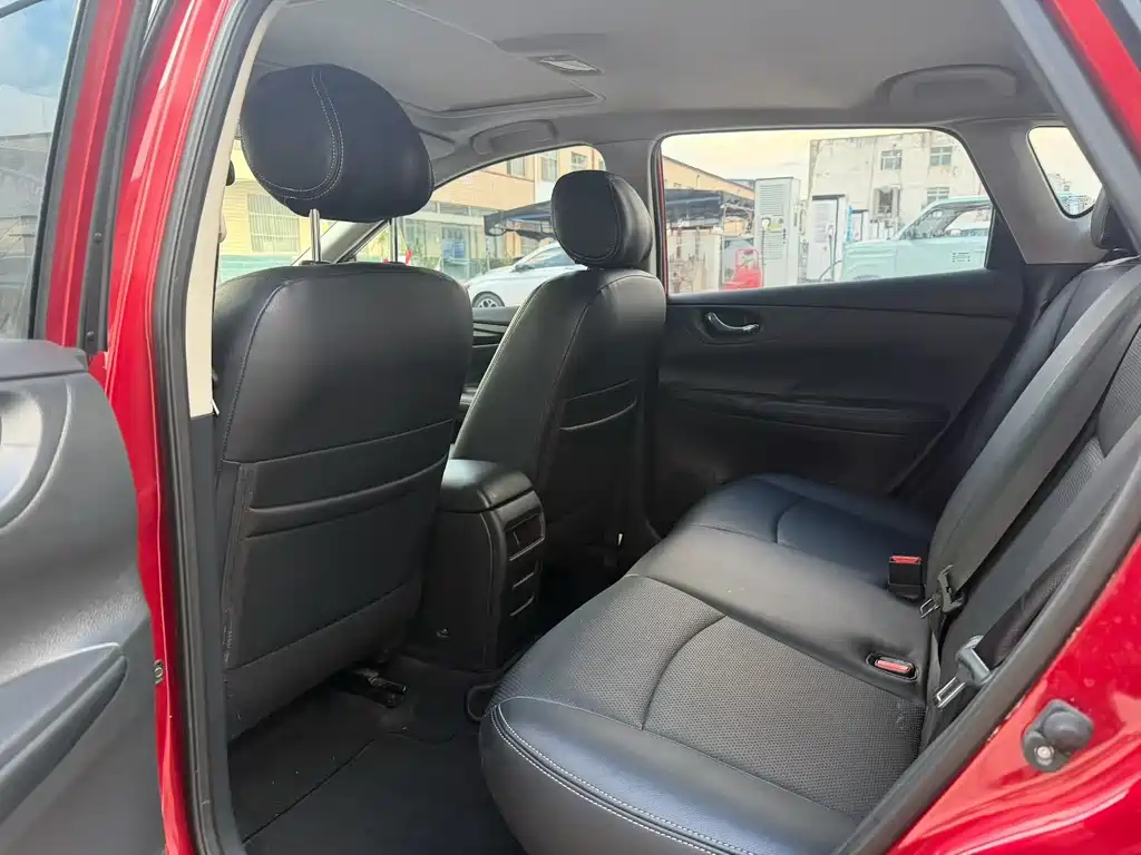 Nissan Tiida 2018