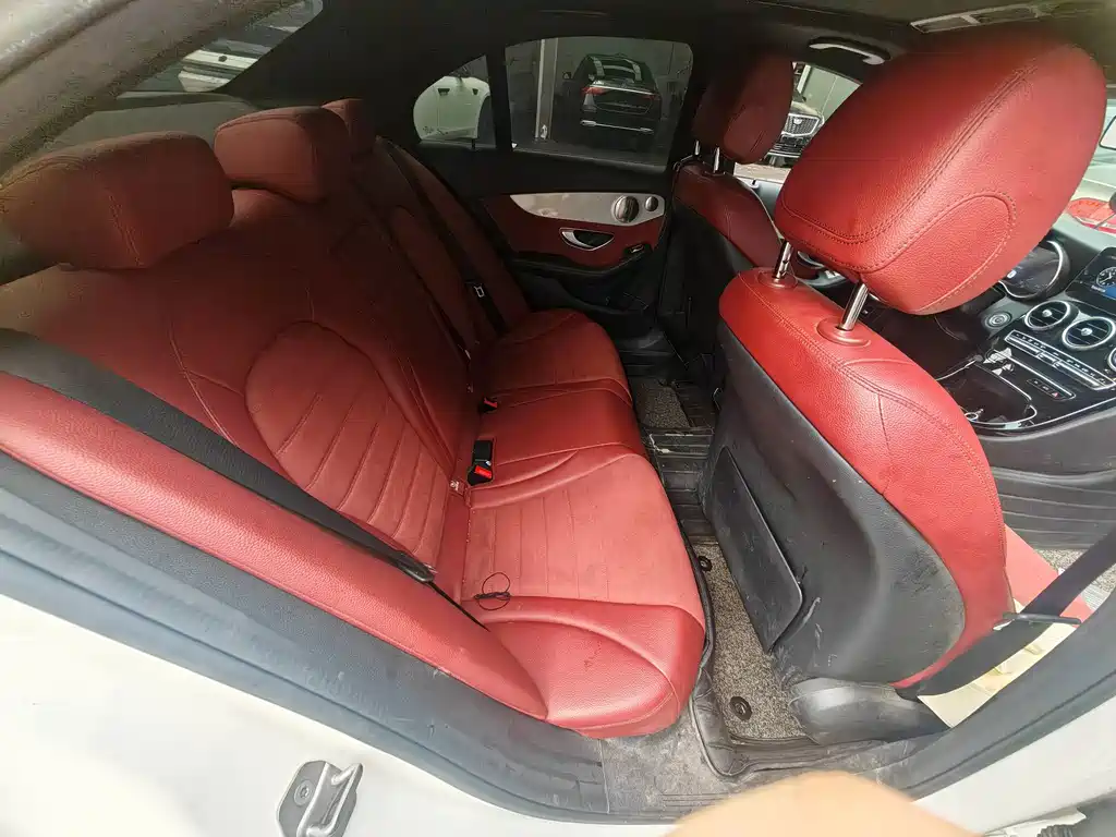 Mercedes-Benz C-Class 2021