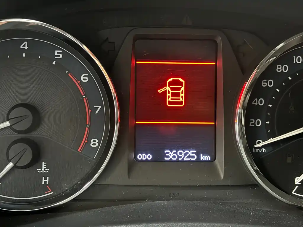 Toyota Corolla 2019 — фото 14