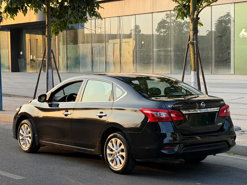 Nissan Sylphy 2017 — фото 4