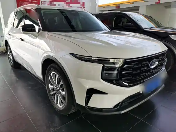 Ford Edge 2025