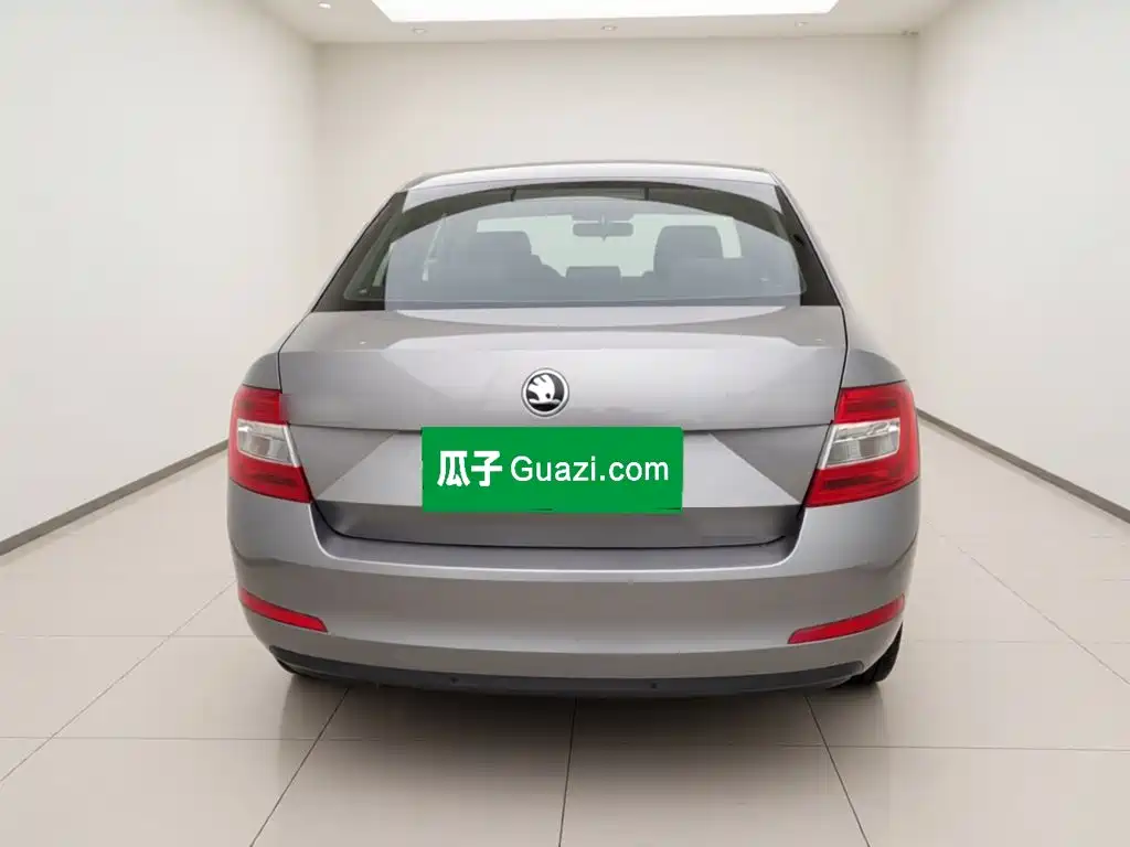 Skoda Octavia 2015 — фото 3