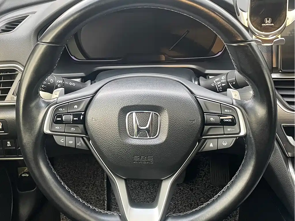 Honda Accord 2023 — фото 20