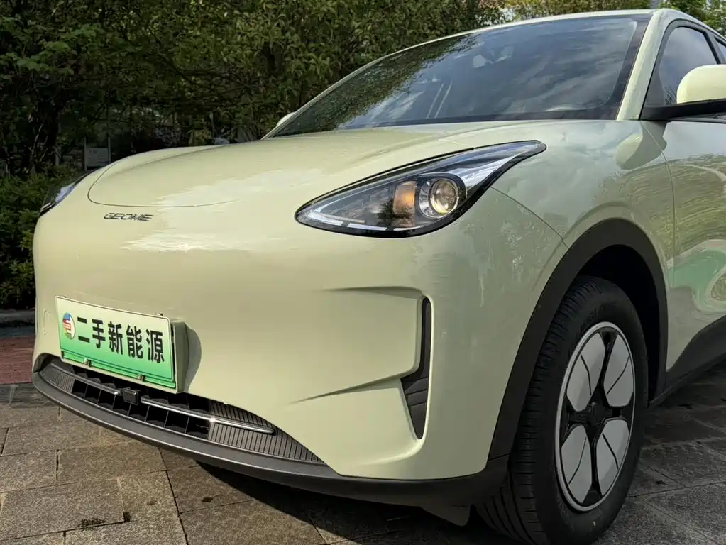 Geely Galaxy Starwish 2025 — фото 10