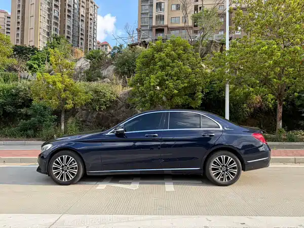 Mercedes-Benz C-Class 2018