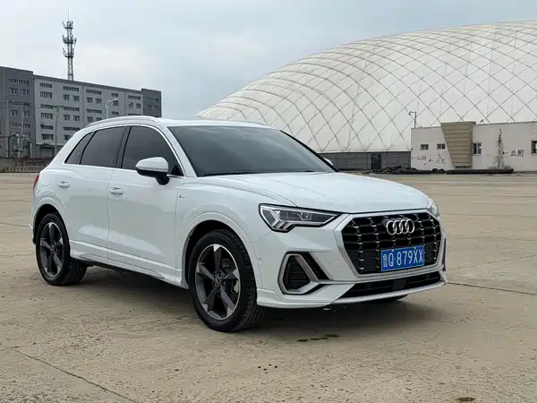 Audi Q3 2022