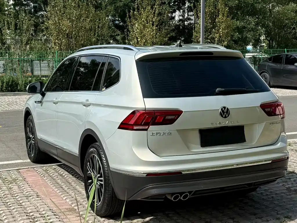 Volkswagen Tiguan L 2021