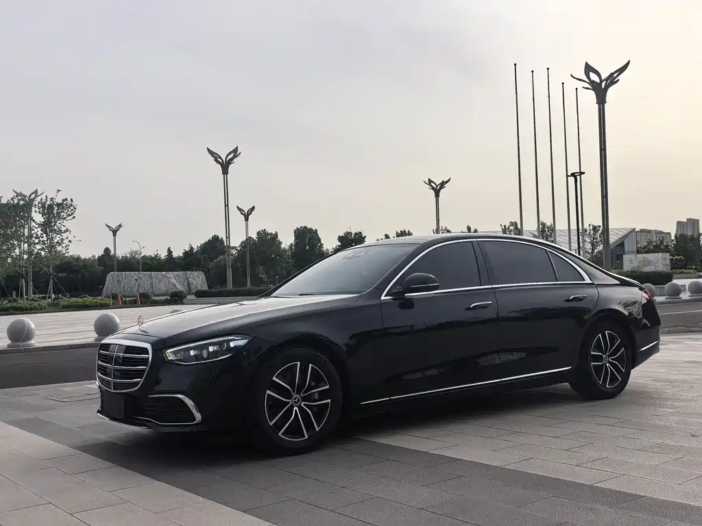 Mercedes-Benz S-Class 2022 — фото 1