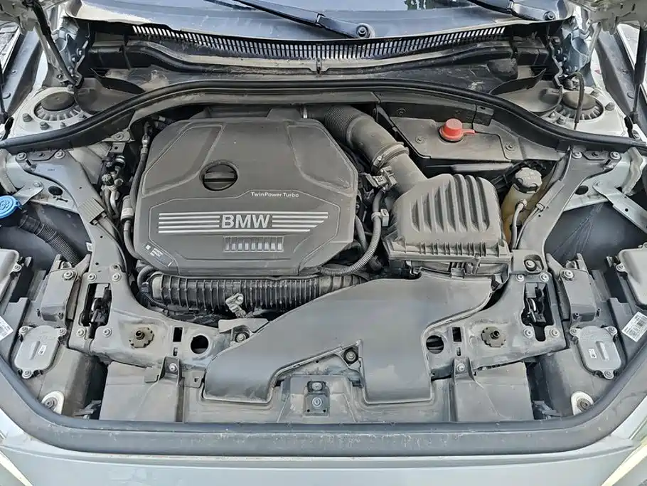 BMW 1 Series 2023 — фото 10