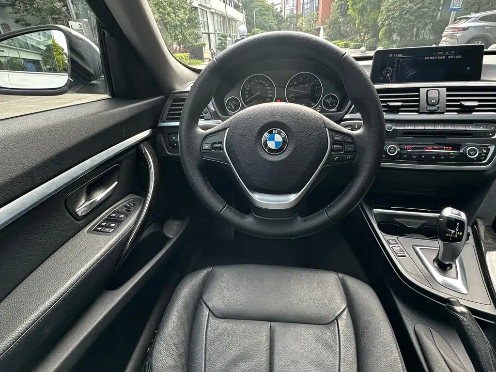 BMW 3 Series GT 2015 — фото 20