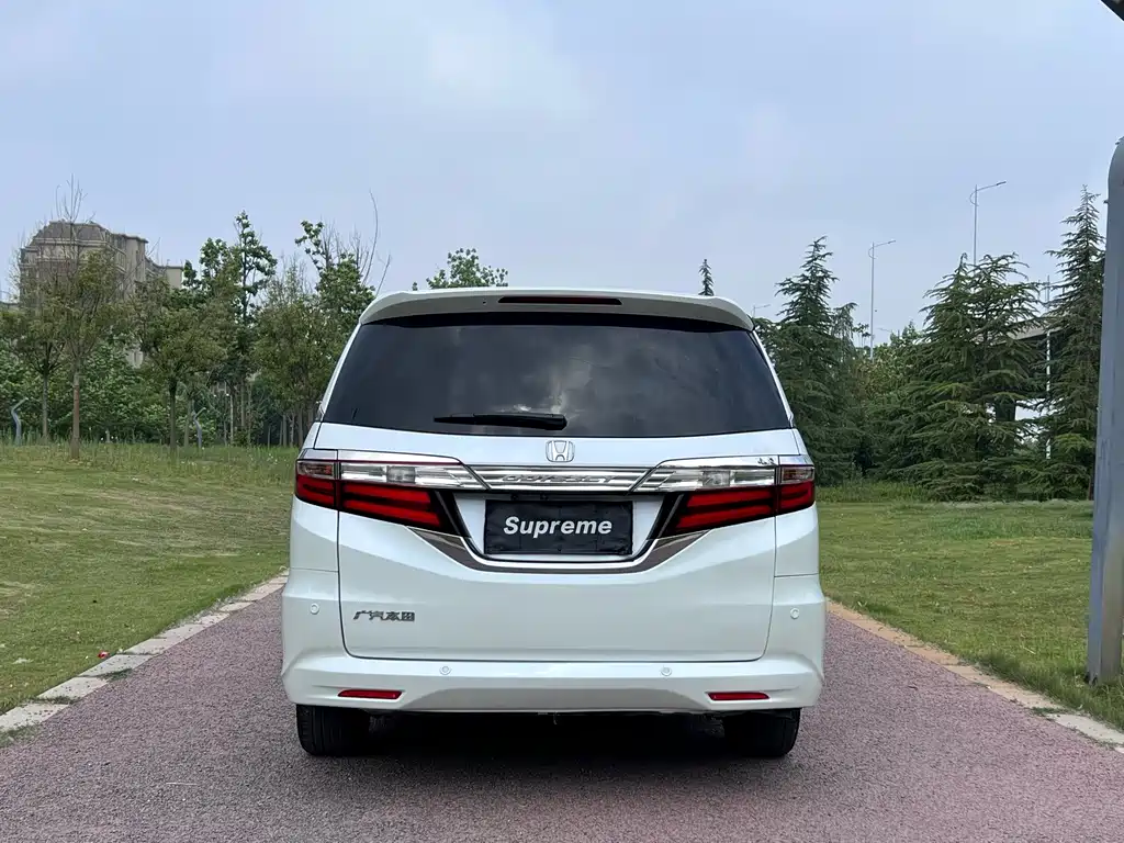Honda Odyssey 2016 — фото 10
