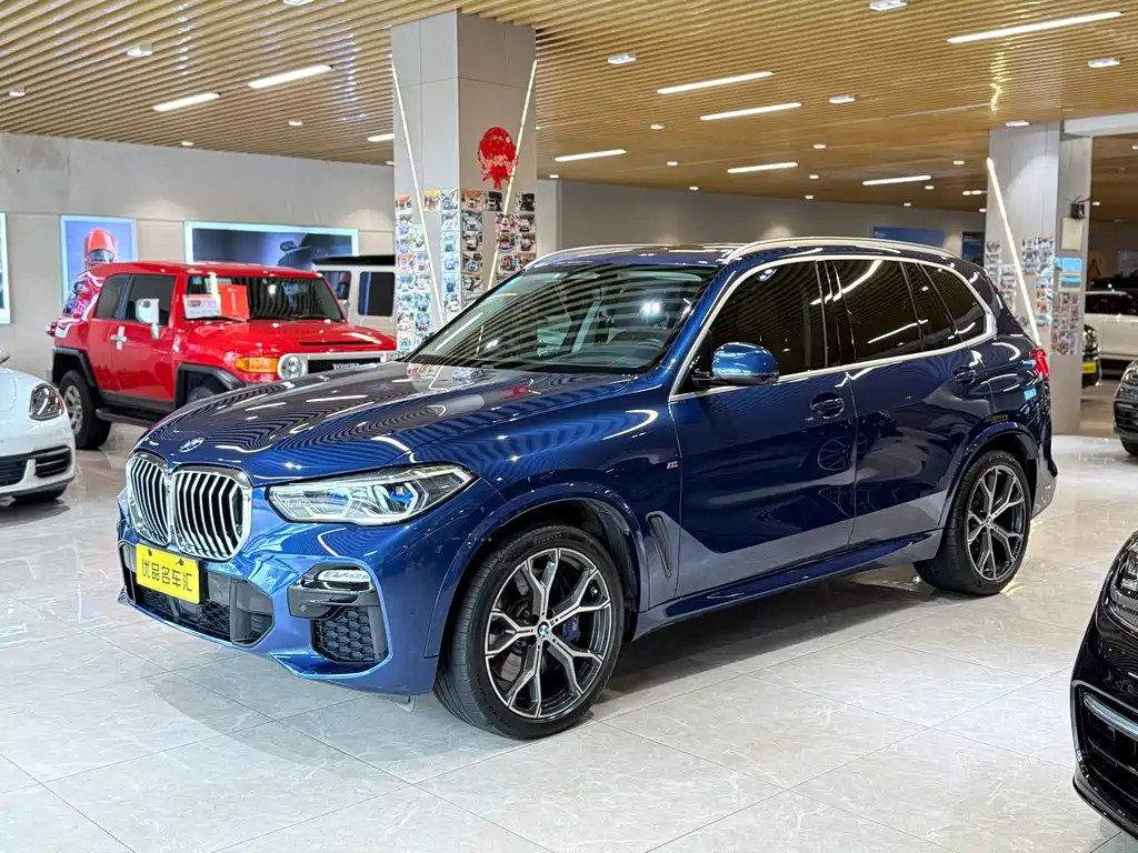 BMW X5 2019 — фото 1
