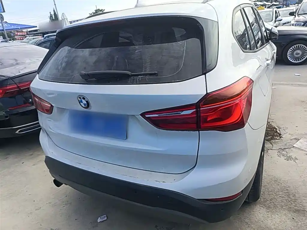 BMW X1 2016 — фото 6