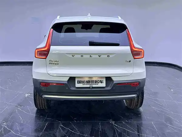 Volvo XC40 2022