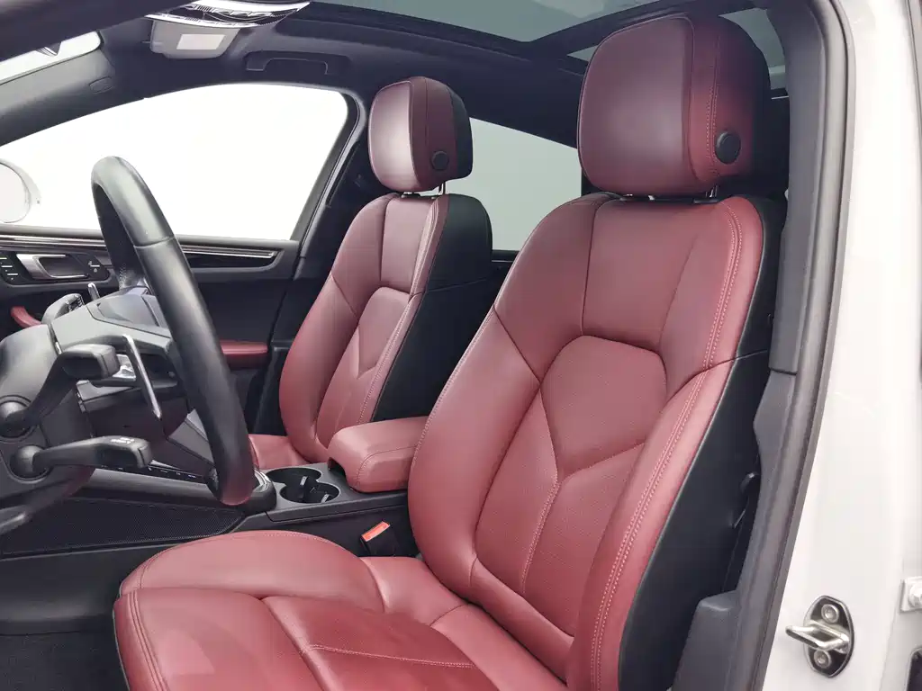 Porsche Macan 2022 — фото 12