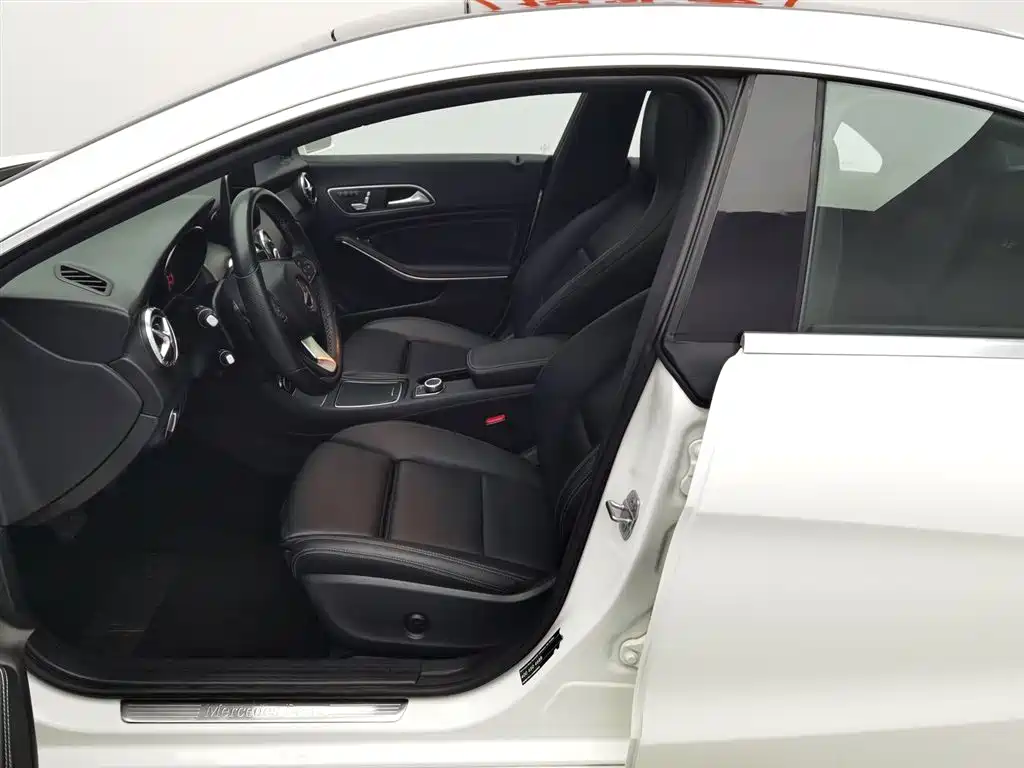 Mercedes-Benz CLA 2018 — фото 10