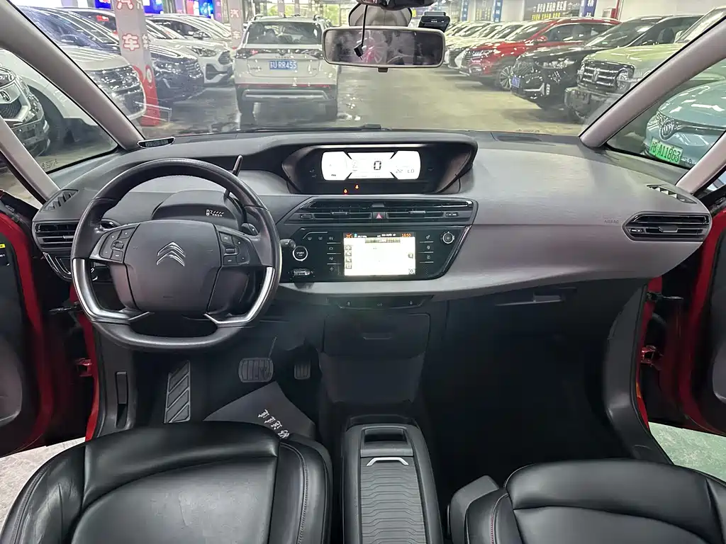 Citroen C4 Picasso 2018 — фото 12